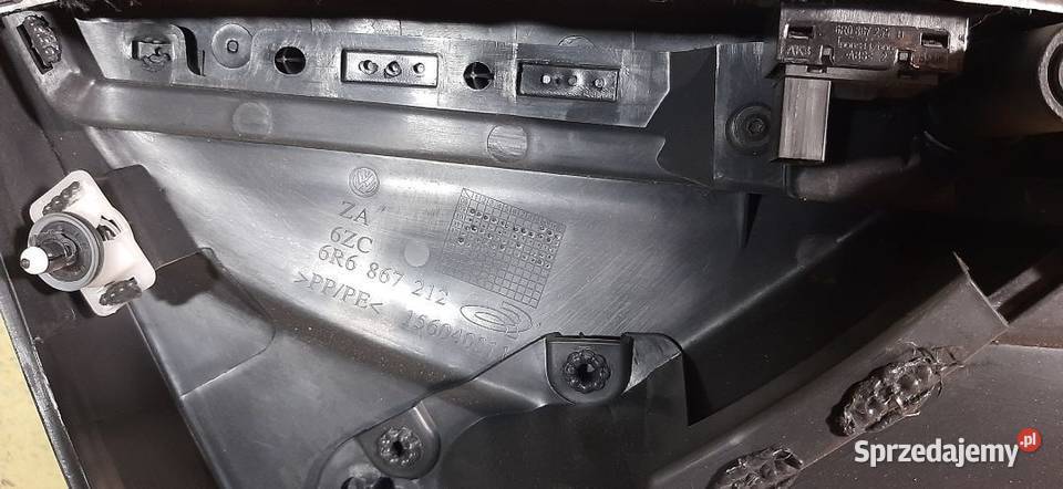 Boczek tapicerka drzwi prawy tył VW Polo 6R osobowe Karoseria świętokrzyskie Włoszczowa