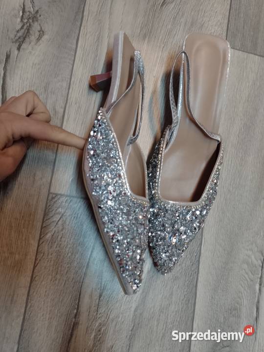 41 Srebrne bogato zdobione czółenka wieczorowe z małopolskie Kraków