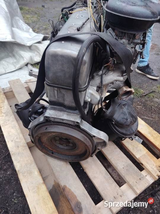Silnik mercedes 230 s Jelenia Góra