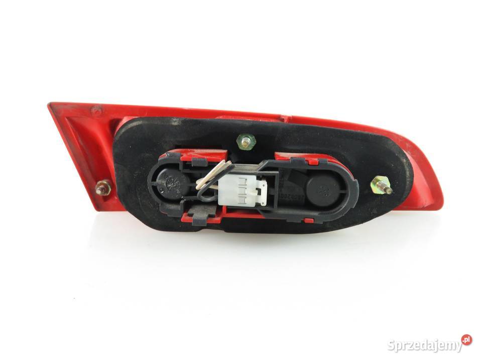 LAMPA PRAWA TYLNA KLAPA ALFA ROMEO 156