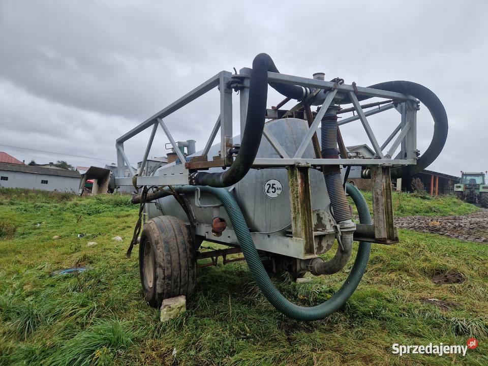 Beczkowóz 8000l wóz asenizacyjny Beczkowozy Sierakowice