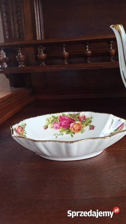 Talerzyk deserowy Old Country Roses Royal Albert Gdańsk
