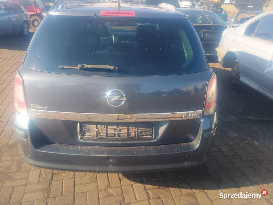 Tylna Klapa Bagażnika KPL Opel ASTRA III 3 H