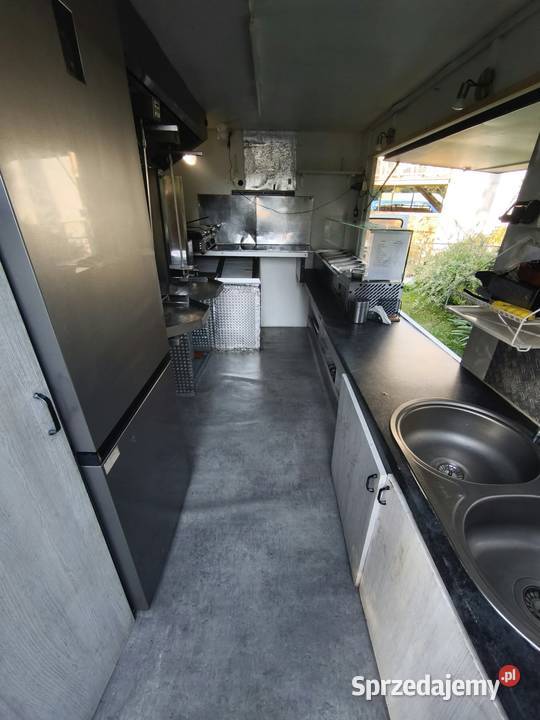 Foodtruck Mercedes Benz Sprinter manualna