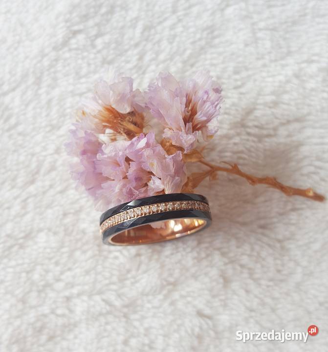 Nowy pierścionek obrączka złoty czarny kolor Pierścionki Szczecin