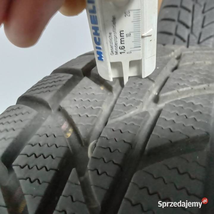 Opony zimowe 14 18565r14 2sztuki Hankook 72mm śląskie Gliwice