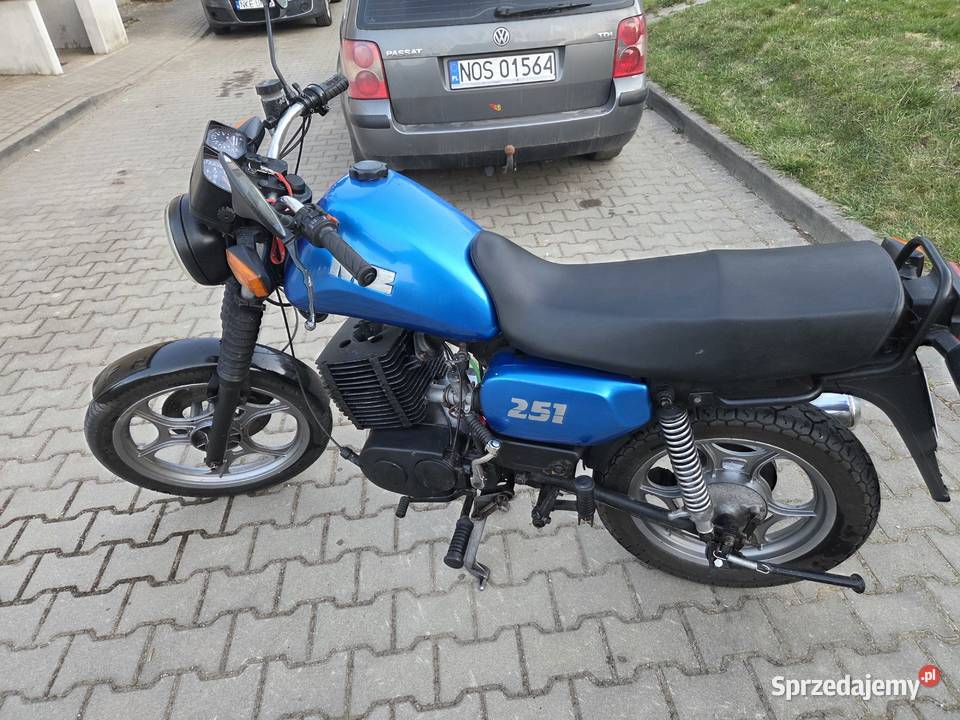 Etz 251 kanuni 1995r turystyczny Biskupiec