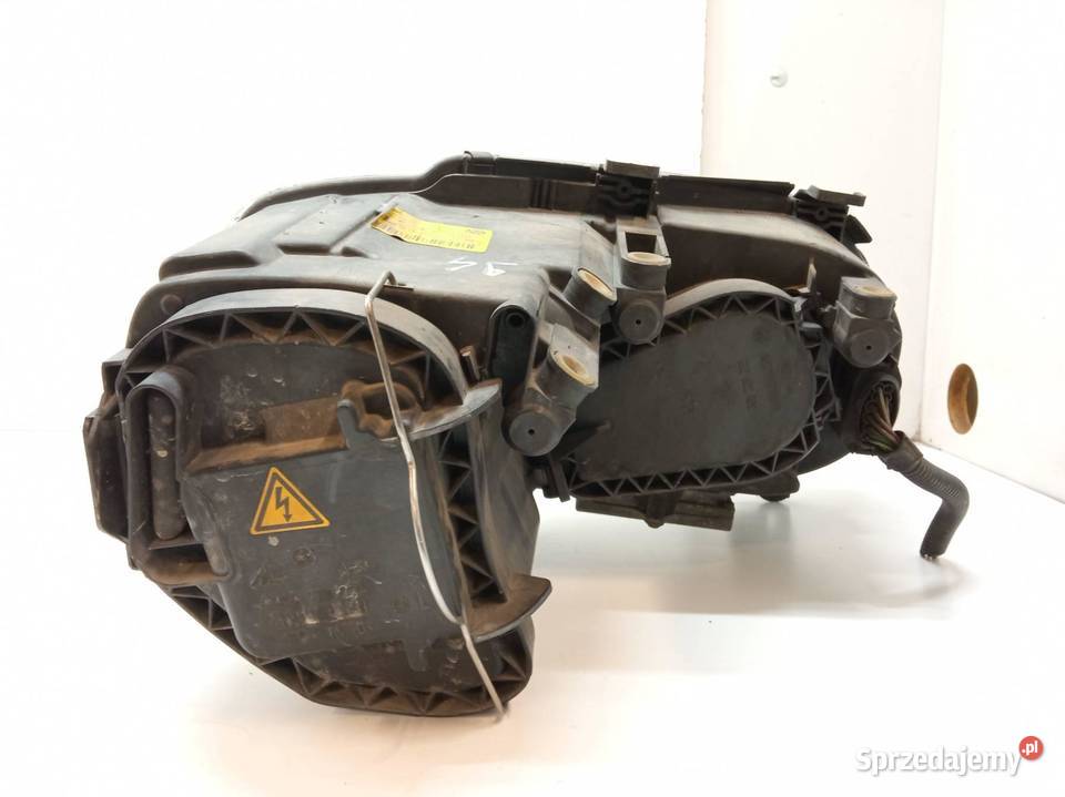 LAMPA PRZÓD LEWA XENON EUROPA 0301205271 VW Rok produkcji 2003 świętokrzyskie