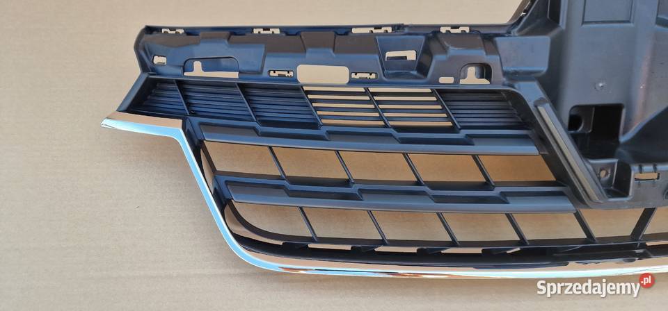 RENAULT EXPRESS II ATRAPA GRILL CHROM 622565187R Bieleń sprzedam