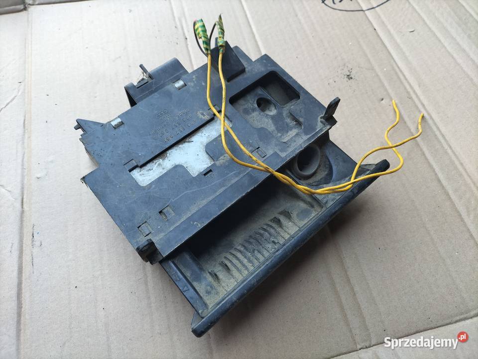 POPIELNICZKA PRZÓD AUDI 80 B4 893857951 Kamień-Kolonia sprzedam