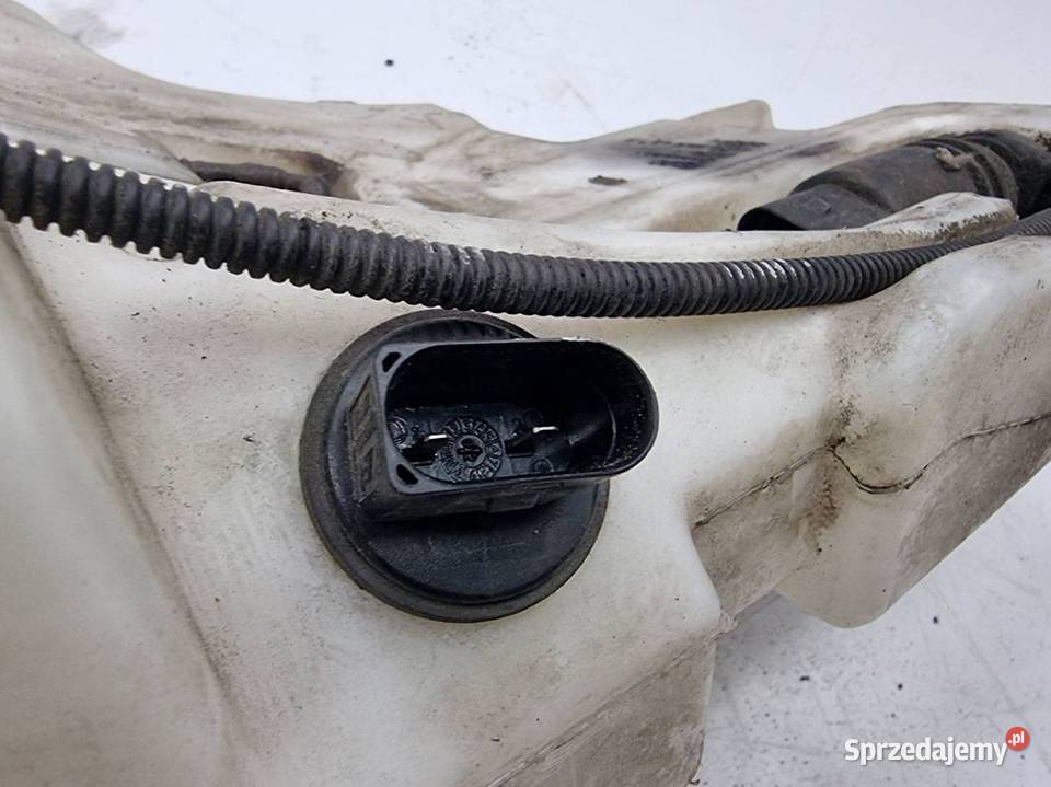 ZBIORNICZEK SPRYSKIWACZY AUDI A8 D3 4E0955453B osobowe Pozostałe Lipno sprzedam