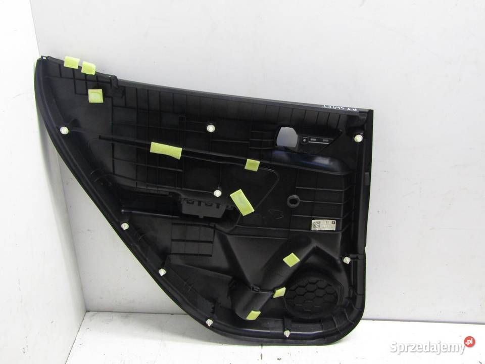 BOCZEK TAPICERKA DRZWI PRAWY TYŁ SUZUKI SWIFT VI