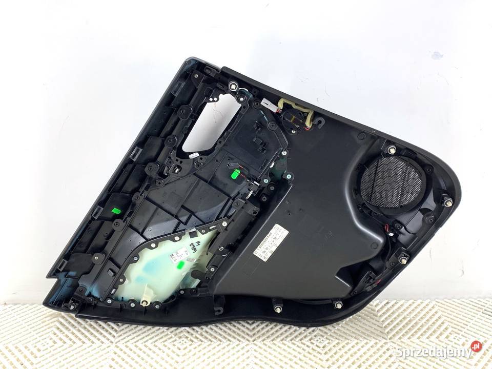 BOCZEK DRZWI PRAWY TYŁ JAGUAR FPACE SUV