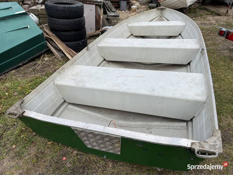 Łódź łódka wiosłowa wędkarska motorówka żaglówka