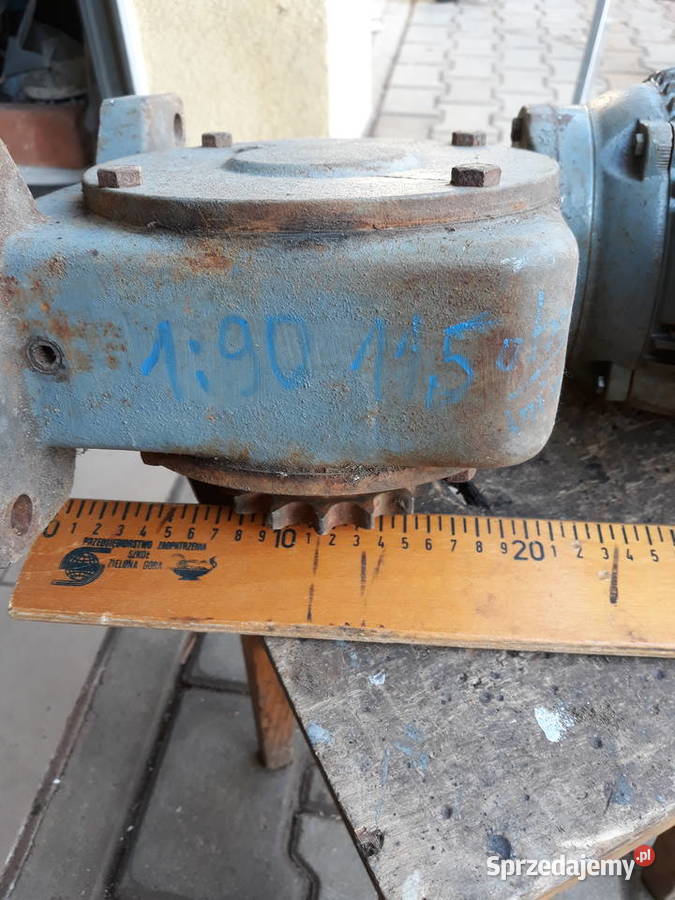 Silnik 075kW z reduktorem 11obrmin Lubin
