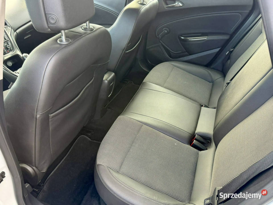 Opel Astra 14T 140 Super Stan Opłacona 174 J mazowieckie Zwoleń sprzedam