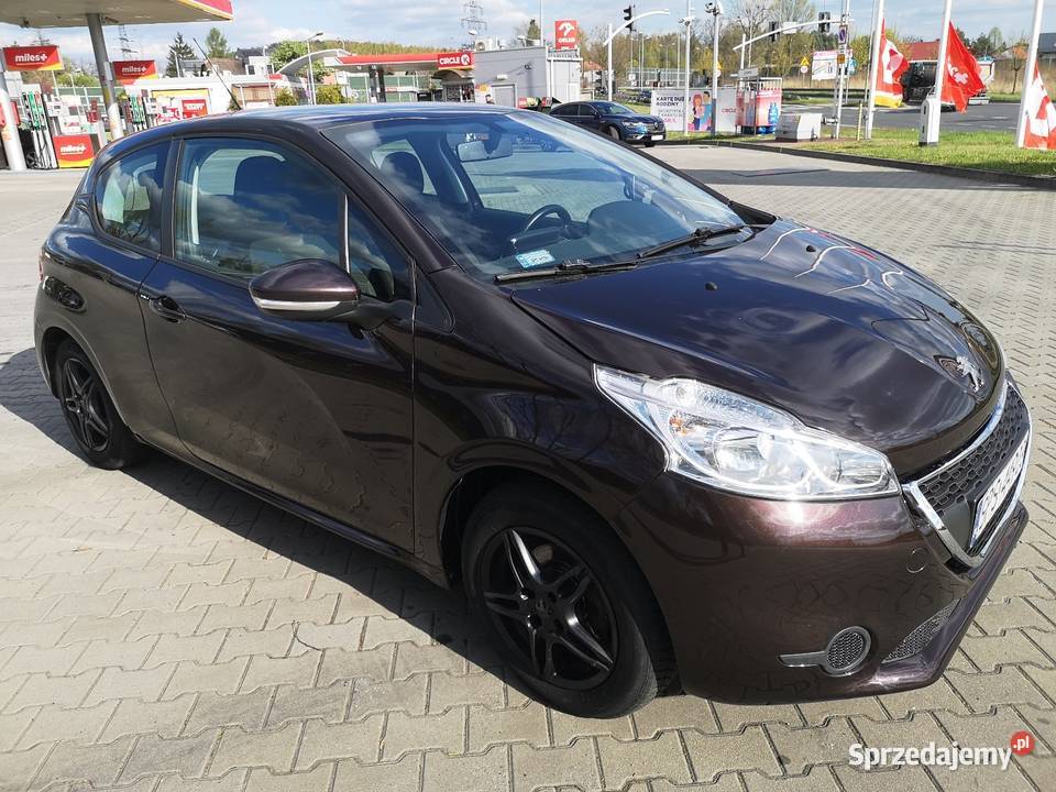 Peugeot 208 10 z gazem taniej się nie da jeździć 208 Jaworzno sprzedam