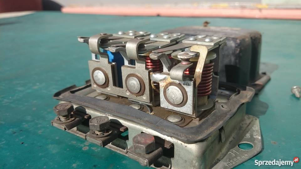 Regulator napięcia 4056844 Magneti Marelli Ostrów Wielkopolski