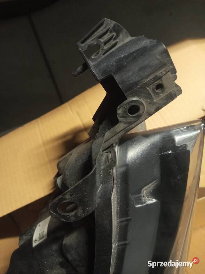 Lampa prawa Mazda Gdynia