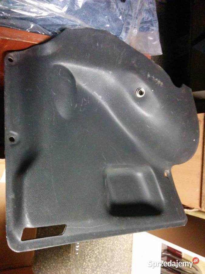 Fiat 126 boczki tyl L i P panel tunelu Stalowa Wola