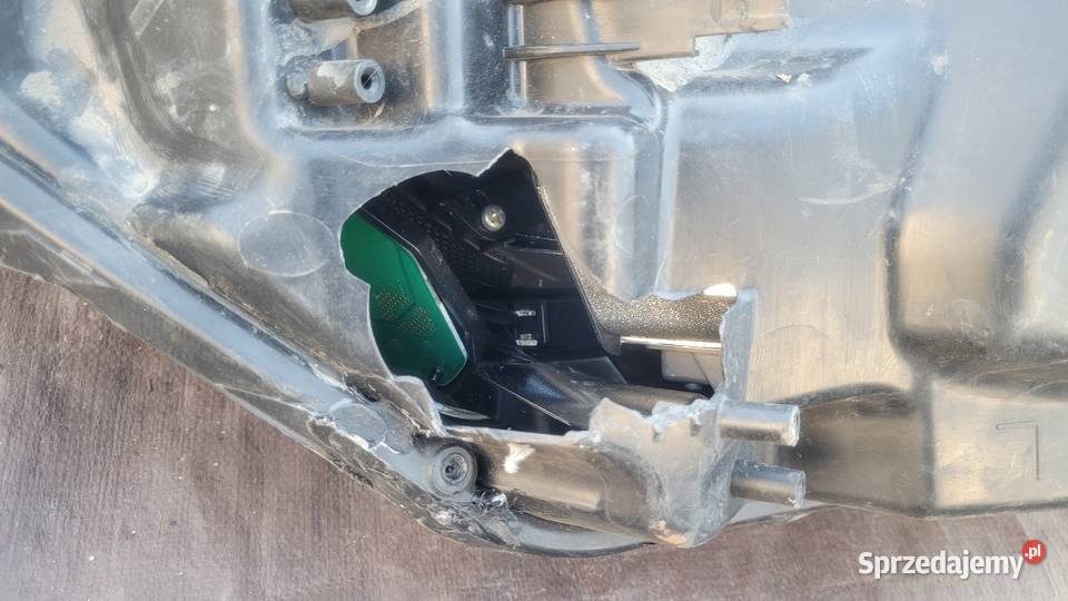 REFLEKTOR NISSAN XTRAIL T32 FULL LED REFLEKTOR osobowe Lampy przednie Ruda Śląska sprzedam