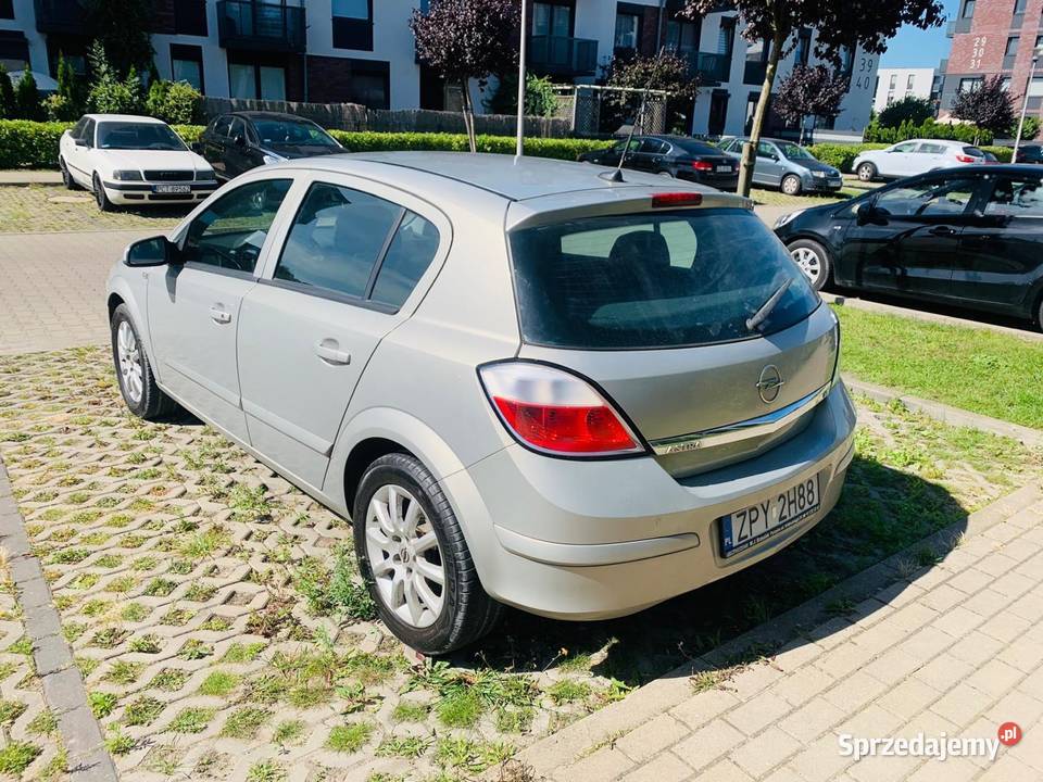 Opel astra benzyna automat alufelgi elektrochrom. lusterko wst.