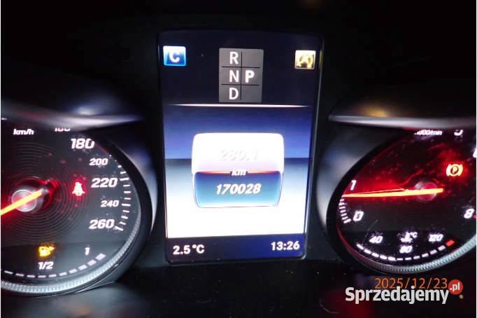 MERCEDESBENZ GLC 2017 199100 ccm 211 automatyczna GLC Warszawa