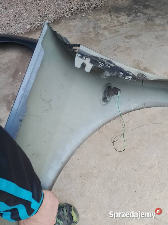 Prawy przedni błotnik peugeot 407 lakier ezwd Wyrzysk