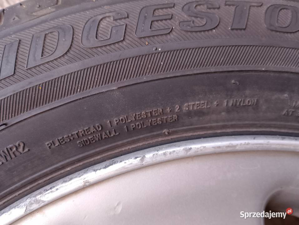 Oryginalne alufelgi Ford z oponami R14 Jędrzejów sprzedam