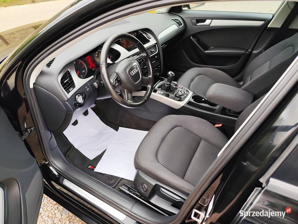 AUDI A4 B8 140 PANORAMA Black Edition