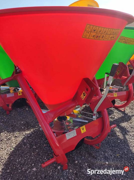 Mocny Rozsiewacz nawozów lejek kosz 200500L nieuszkodzony Rozsiewacze nawozów Maszyny rolnicze Lublin