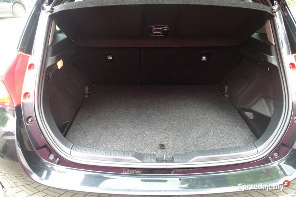 Toyota Auris R E Z E R W A C J A II 2012 immobilizer mazowieckie Warszawa sprzedam