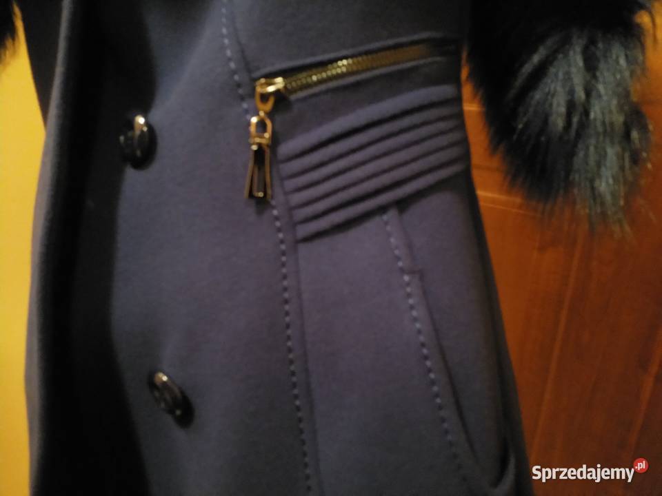 Płaszcz damski zawartość wełny Lubin