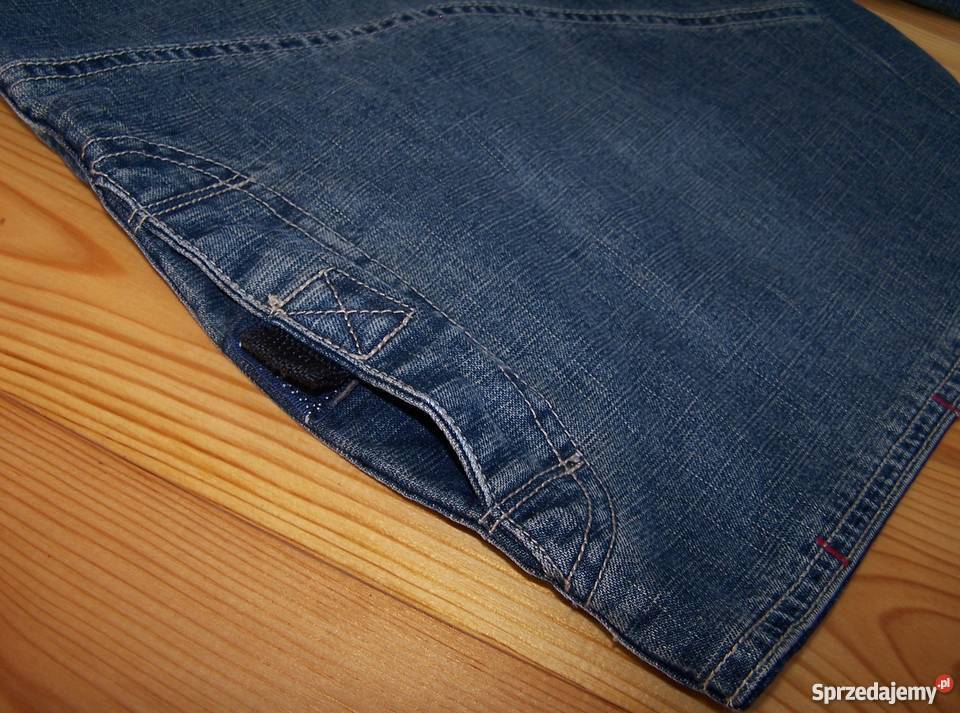 Krótkie spodenki szorty DK Białystok