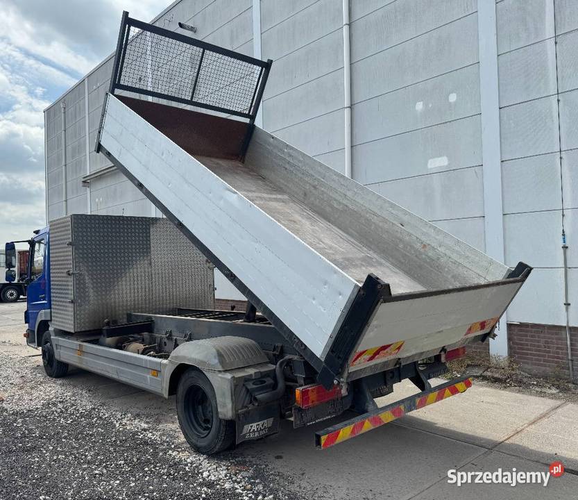 Wywrotka Mercedes Atego nie Warszawa