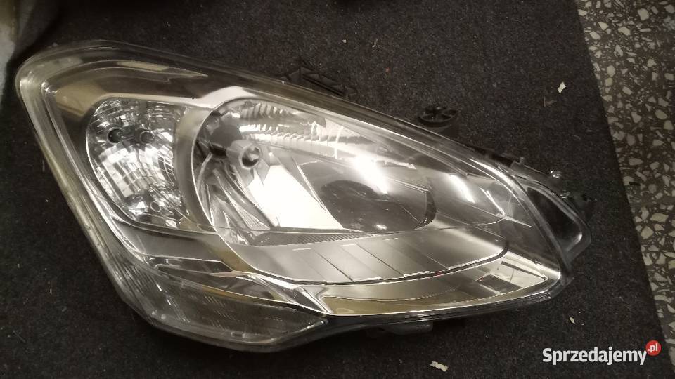 Reflektor prawy przód Citroen Berlingo 2012 prawe