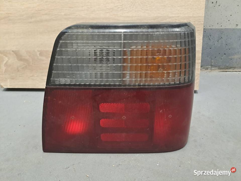 Oryginalna prawa lampa tylna FSO Polonez Caro prawe mazowieckie Warszawa