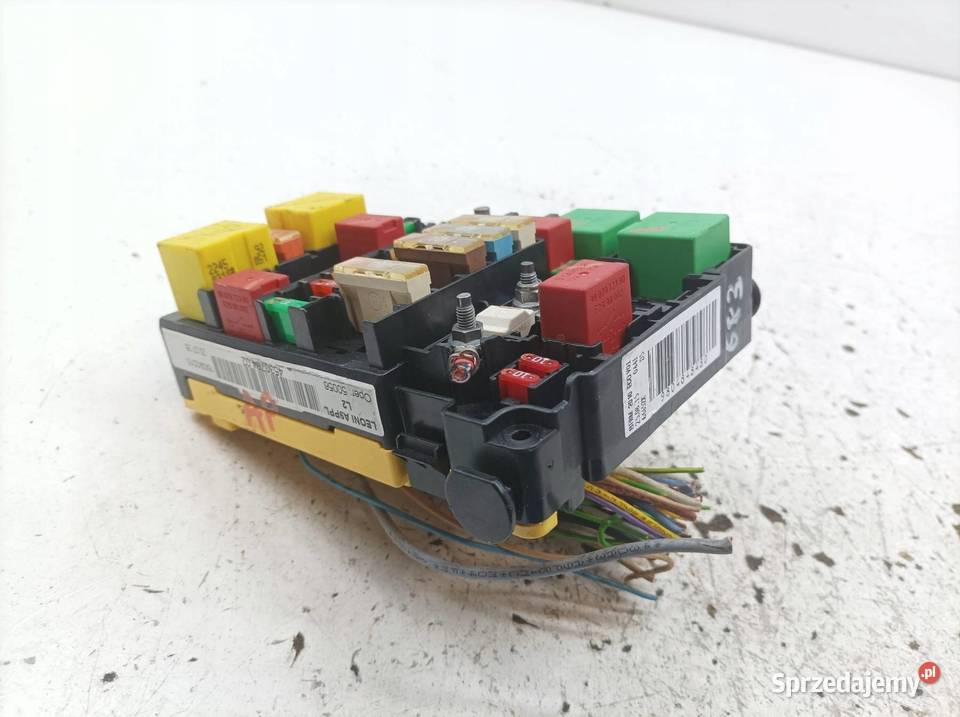 SKRZYNKA BEZPIECZNIKÓW 9804848480 12 B Peugeot