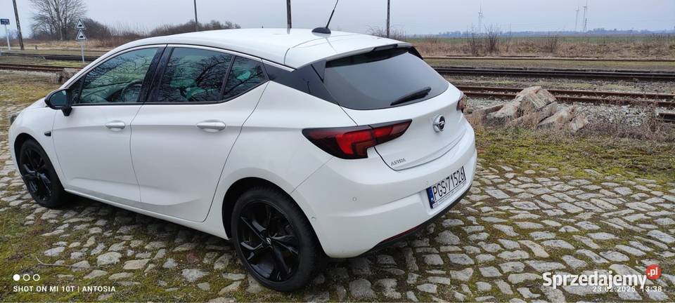 Astra K super stan i niski przebieg elektryczne lusterka Krobia