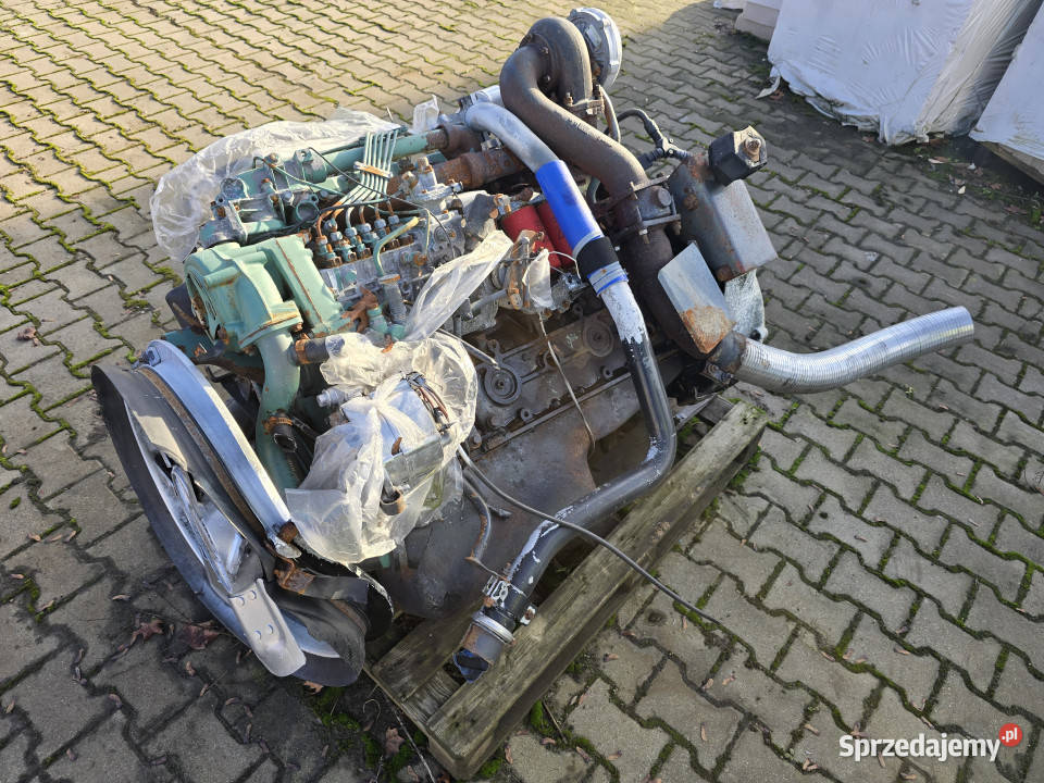Silnik VOLVO D61 Turbo 6 cylindrów osprzęt Turbo