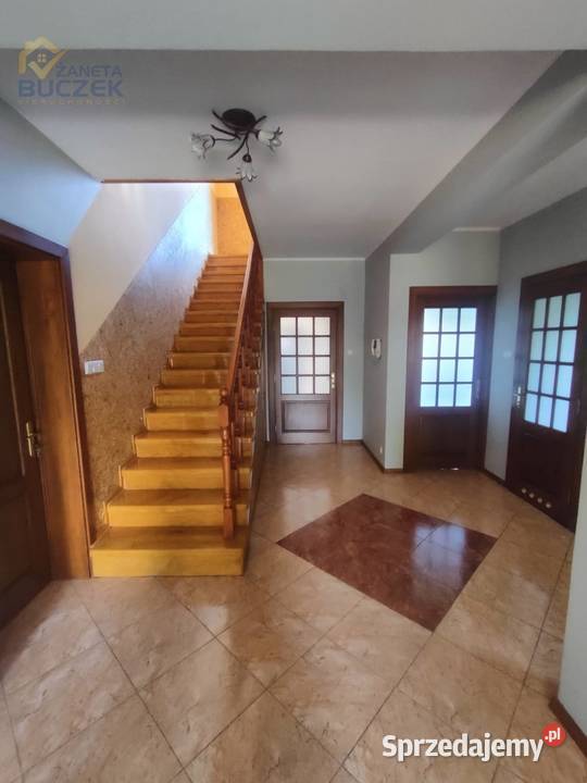 Sprzedam przestronny dom Staszica w Sochaczewie Liczba pokoi 5 Sprzedaż mazowieckie Sochaczew