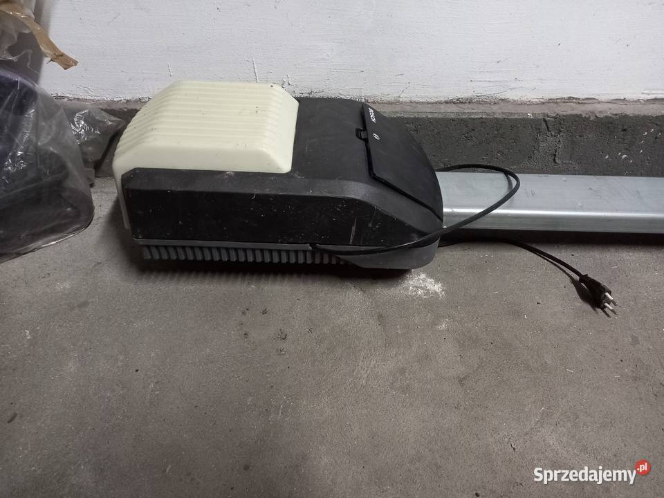 Mechanizm otwierania drzwi garażowych Drzwi zewnętrzne