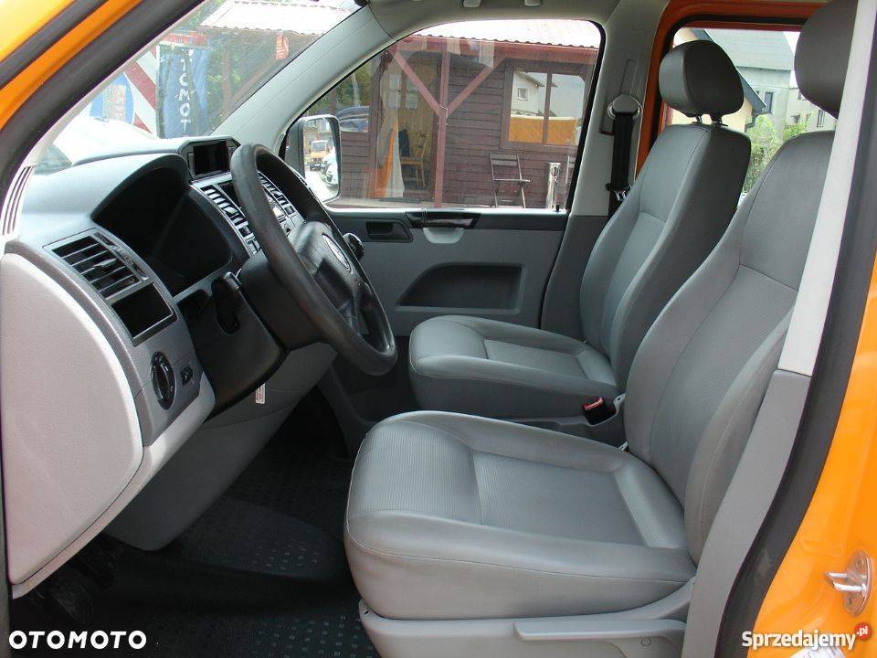 Volkswagen Transporter T5 Brygadówka Doka Dubel 338300km Sierakowice sprzedam