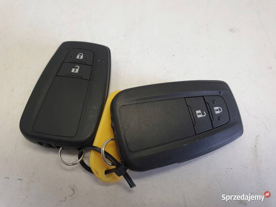 Toyota Corolla E21 KLUCZYK pilot MR15381 Chełm