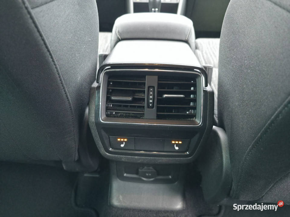 koda Karoq 15 Benzyna Serwisowany Gwarancja Piekoszów