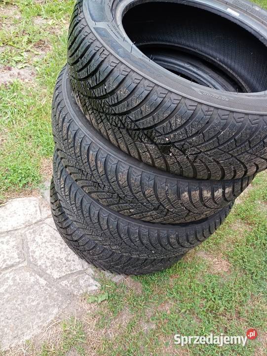 Opony wielosezonowe 15 Wtelno sprzedam