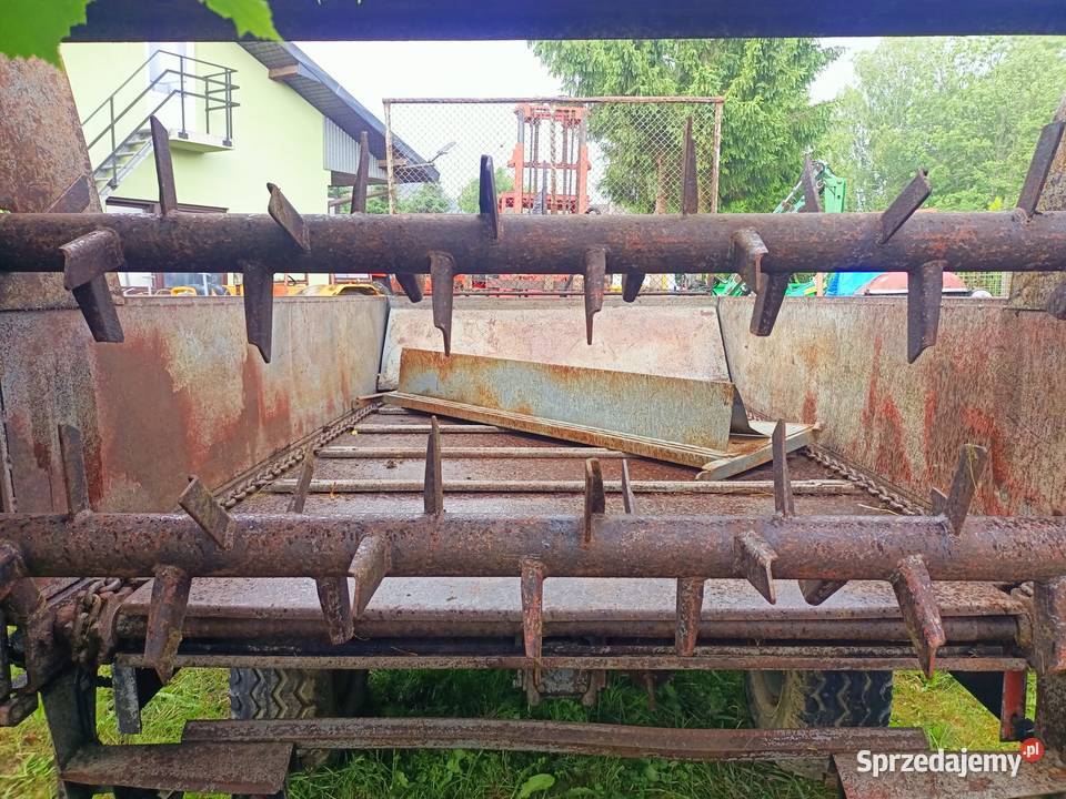 Rozrzutnik jednoosiowy 25T Ursus