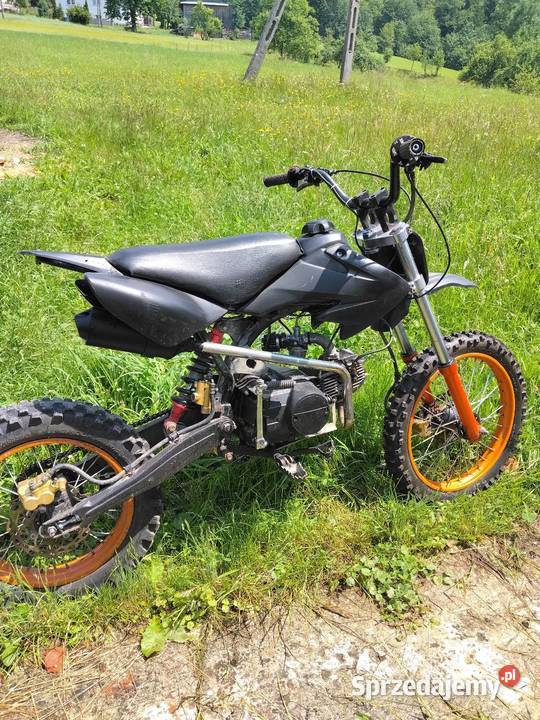 Sprzedam loncin 125 4t czarny sprzedam