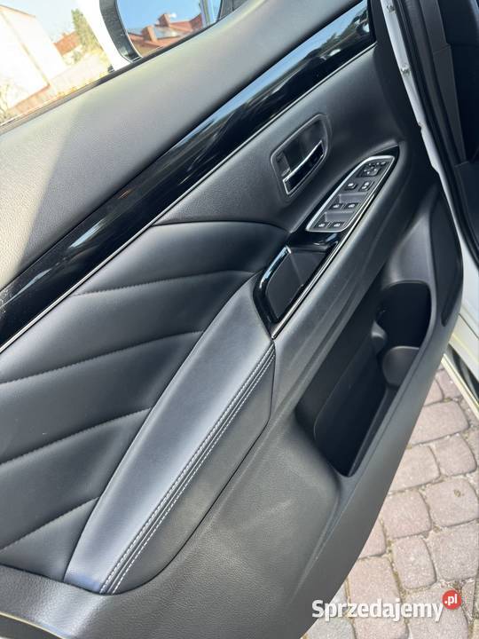 Mitsubishi Outlander PHEV 2019 bateria 85 automatyczna Skarżysko-Kamienna
