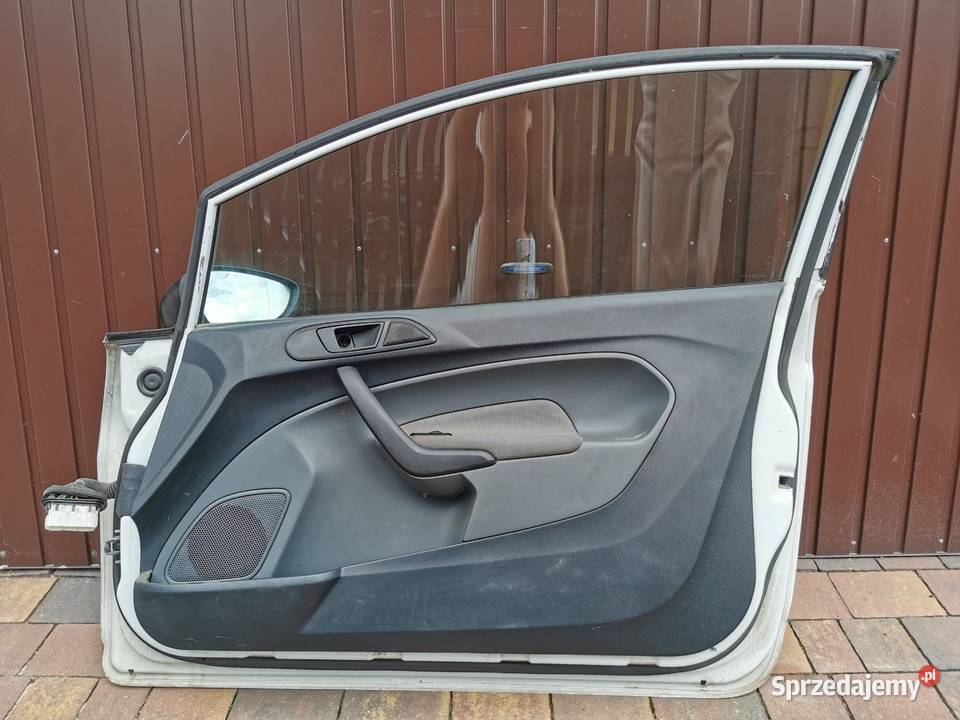 Drzwi Prawy Przód Przednie Prawe Ford Fiesta MK7 Części Wyszków sprzedam
